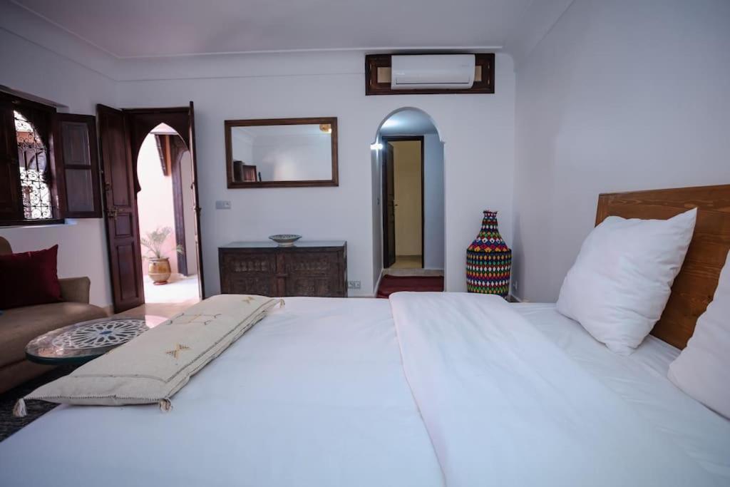 Paisible Riad Privatif Au Coeur De Marrakech Marrakesh Exteriör bild