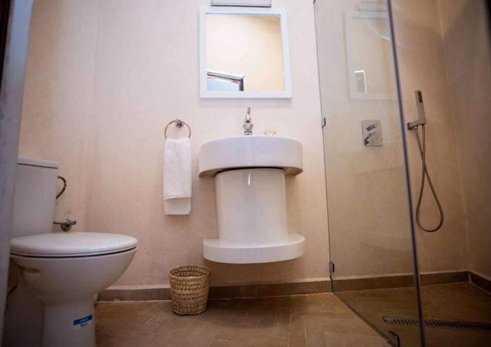 Paisible Riad Privatif Au Coeur De Marrakech Marrakesh Exteriör bild